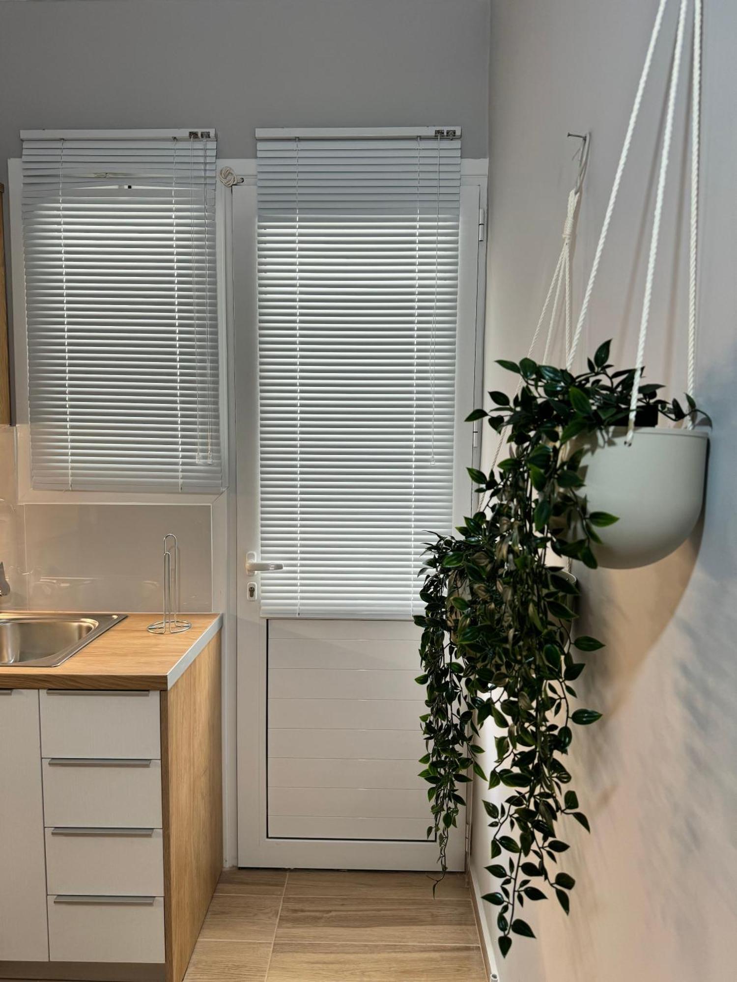 Urban Breeze Aparment 1 Apartment Athens Exterior photo